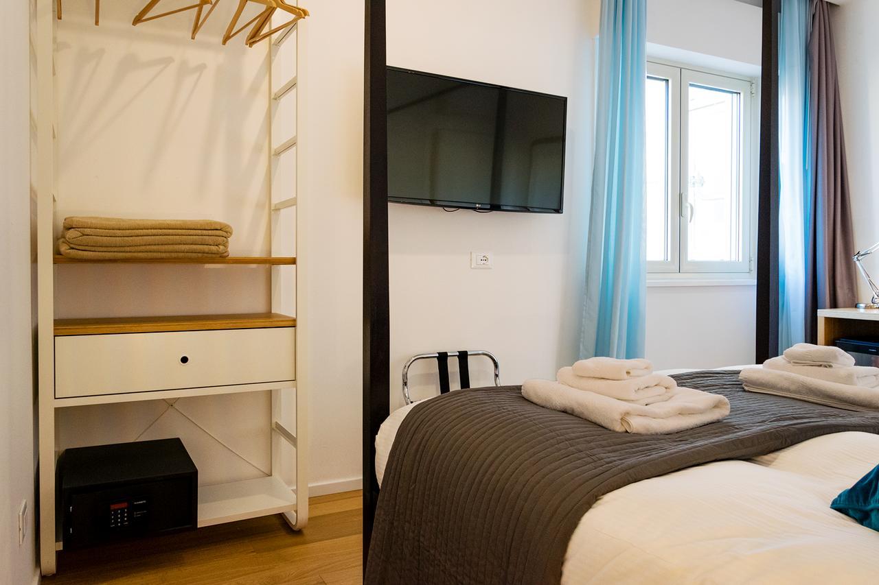 Kalamonjo Suite&Rooms Palermo Bagian luar foto